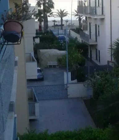 80m Dal Mare Apartment Tortoreto